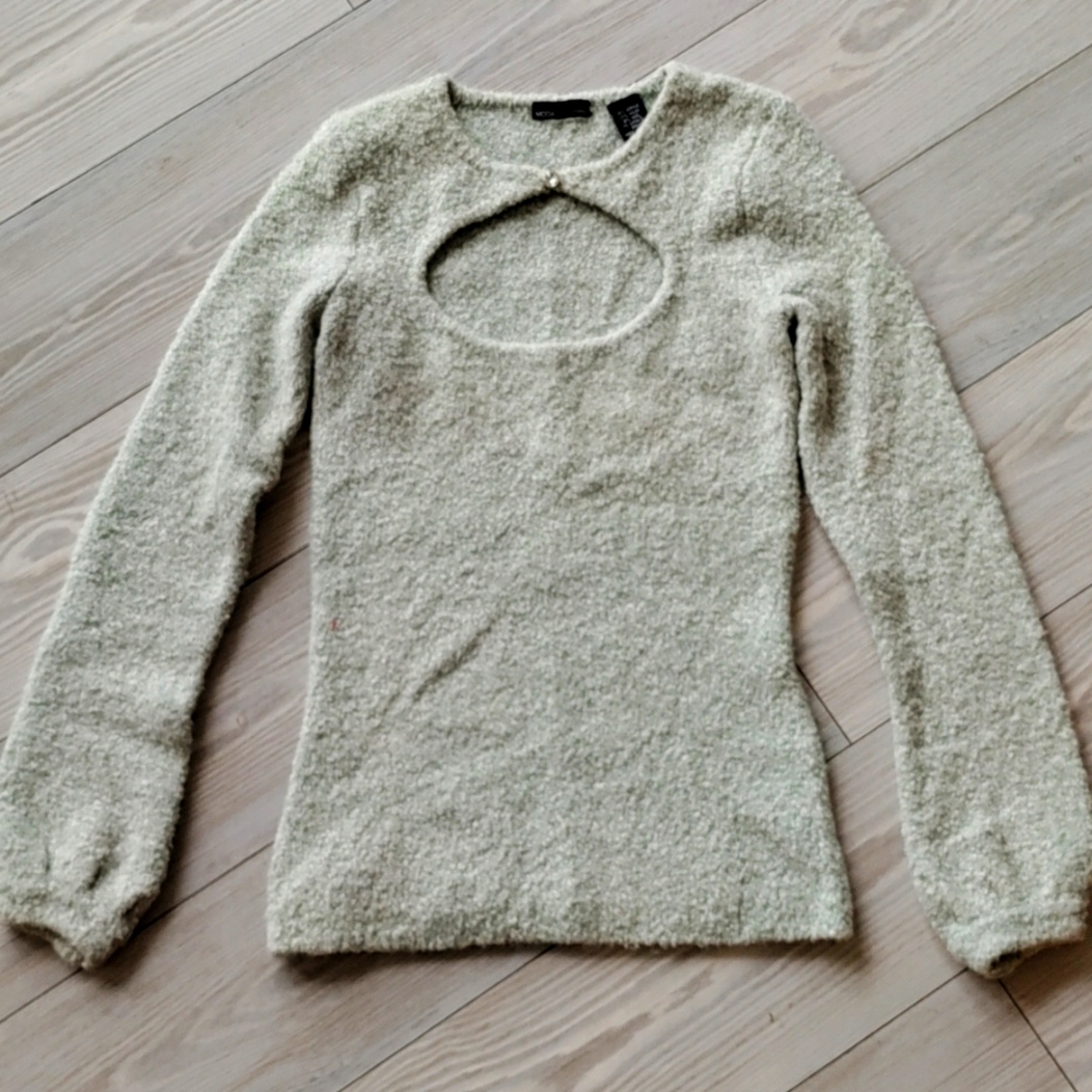 Women's pale green open sweater size medium